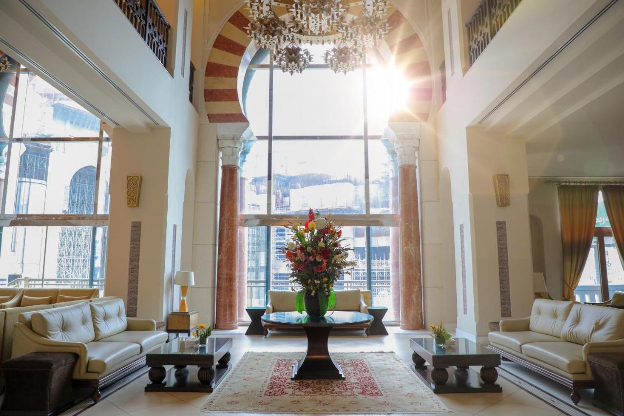 Anjum Makkah Hotel La Meca Exterior foto The lobby of the hotel